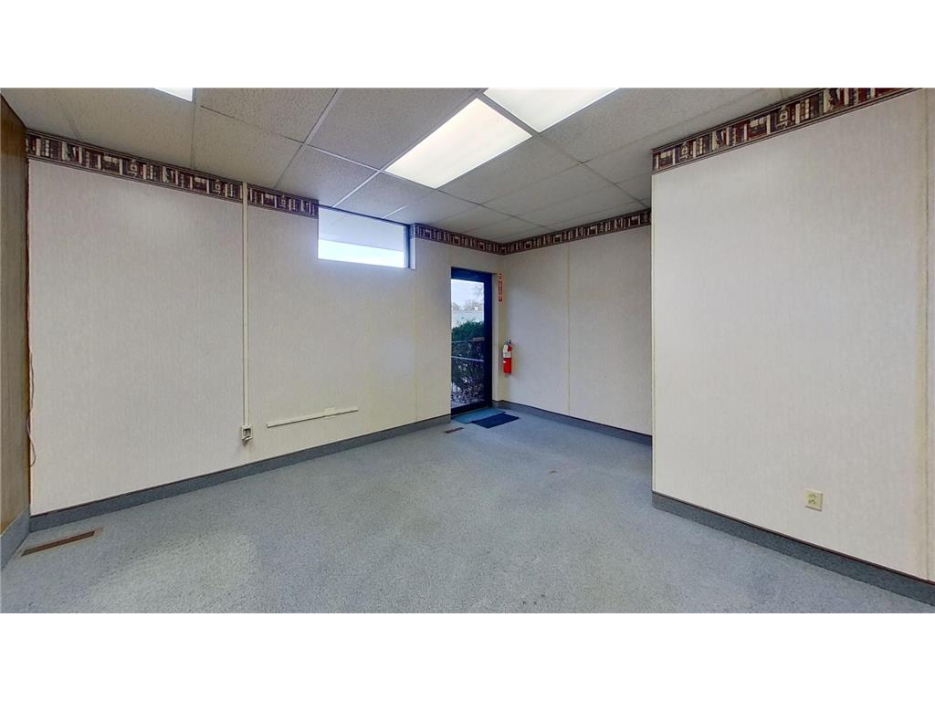 310 W West College Drive Marshall MN 56258 6626831 image18