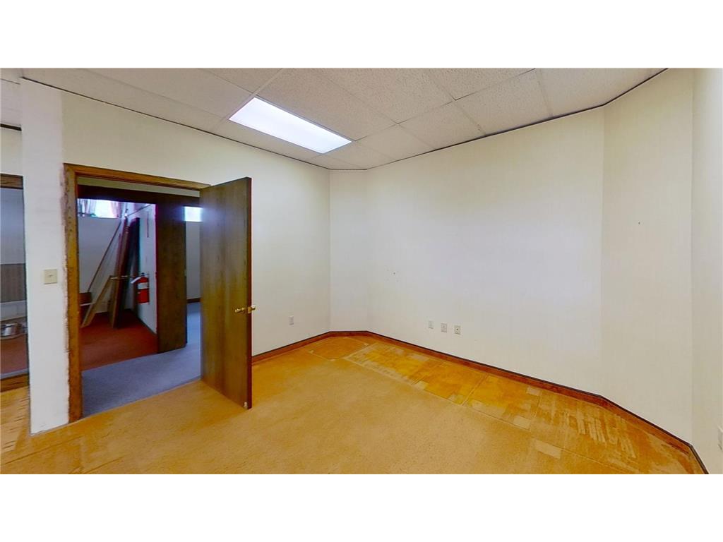 310 W West College Drive Marshall MN 56258 6626831 image19