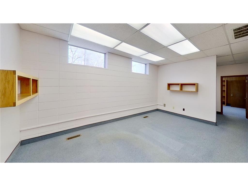 310 W West College Drive Marshall MN 56258 6626831 image20