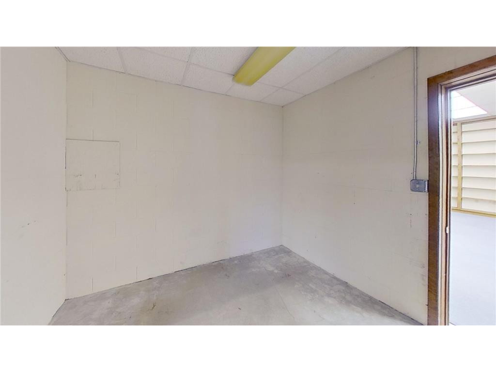 310 W West College Drive Marshall MN 56258 6626831 image23