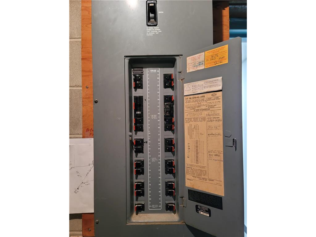 310 W West College Drive Marshall MN 56258 6626831 image26