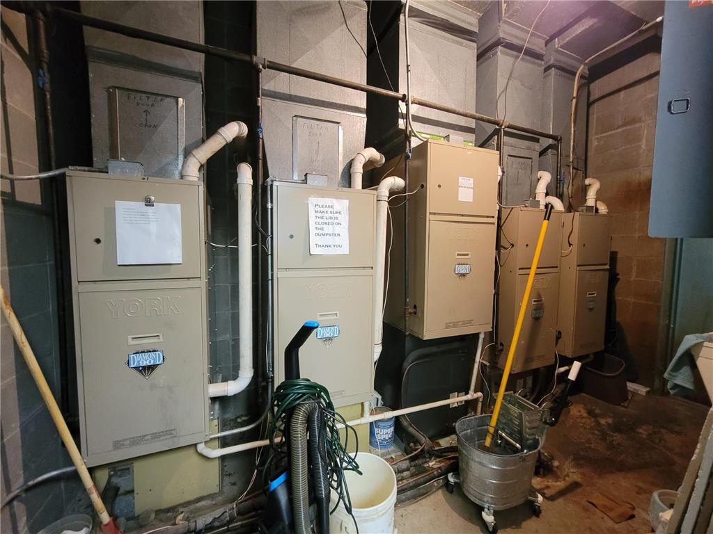 310 W West College Drive Marshall MN 56258 6626831 image27