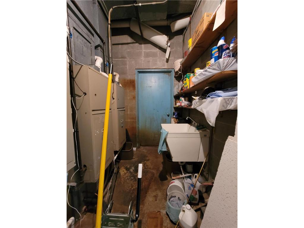 310 W West College Drive Marshall MN 56258 6626831 image28