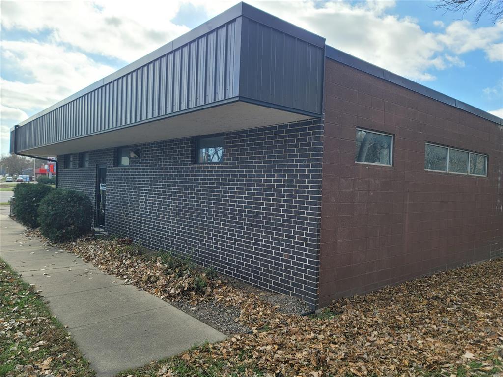 310 W West College Drive Marshall MN 56258 6626831 image33