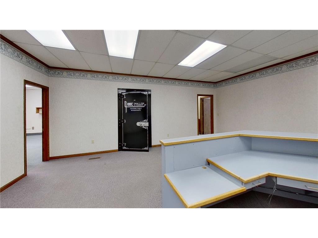 310 W West College Drive Marshall MN 56258 6626831 image7