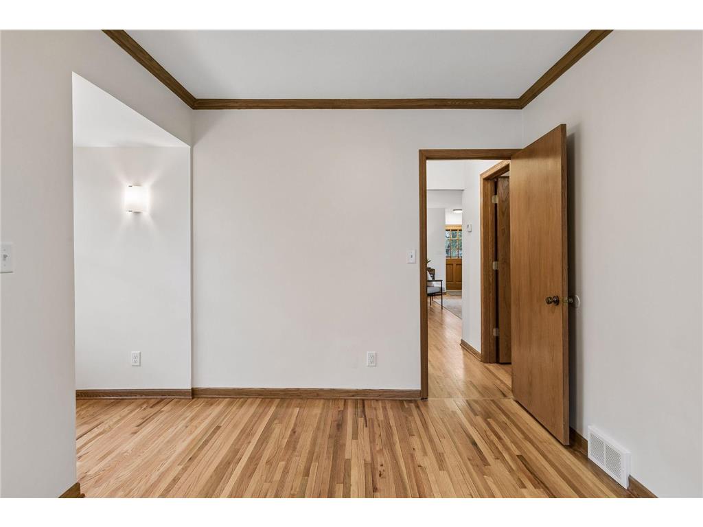 3100 Noble Avenue N Golden Valley MN 55422 7055705 image26