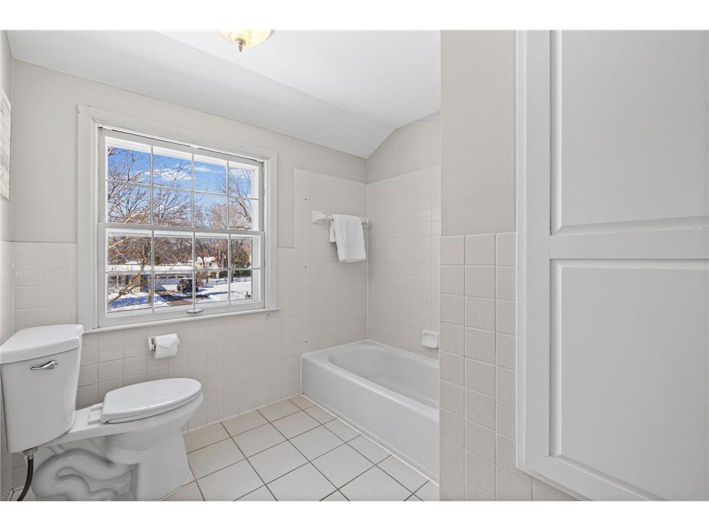 3100 Shadyview Lane N Plymouth MN 55447 6791253 image18