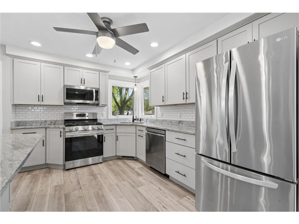3100 W 55th Street Edina MN 55410 7074693 image12