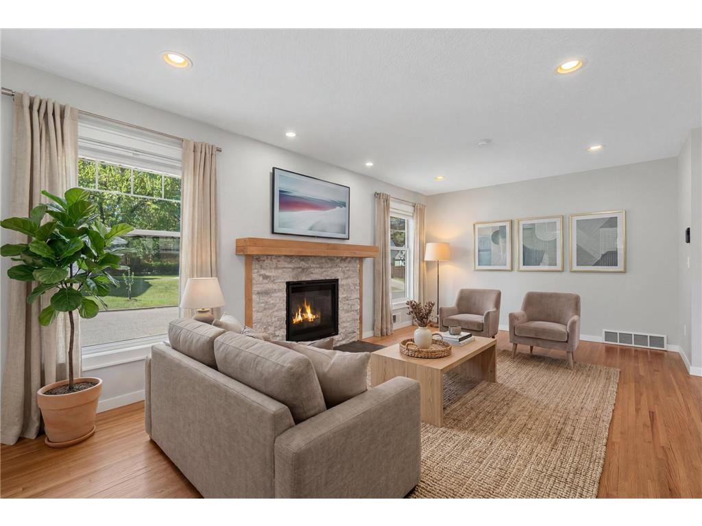 3100 W 55th Street Edina MN 55410 7074693 image4