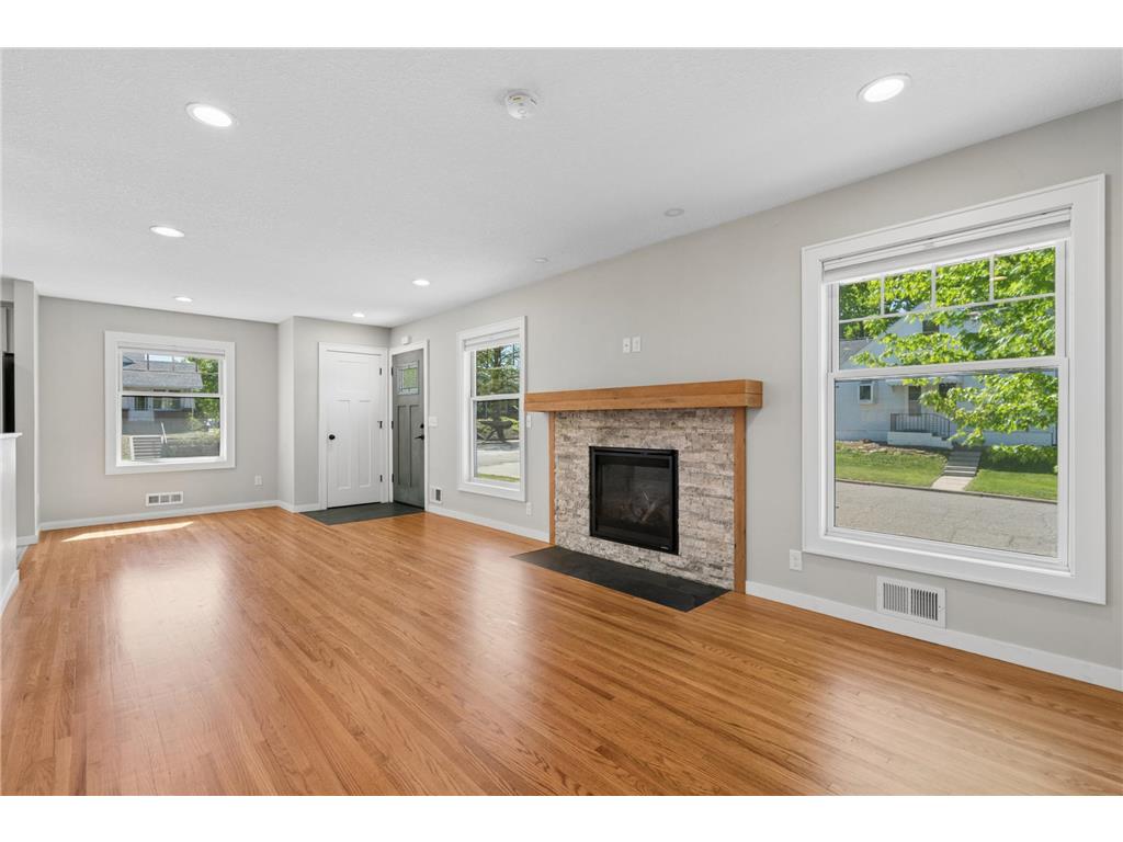 3100 W 55th Street Edina MN 55410 7074693 image9