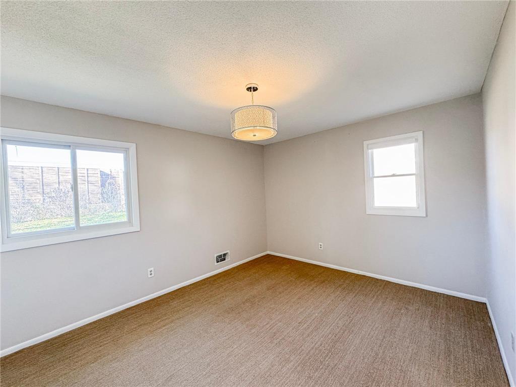 3101 Independence Avenue N New Hope MN 55427 6817556 image14