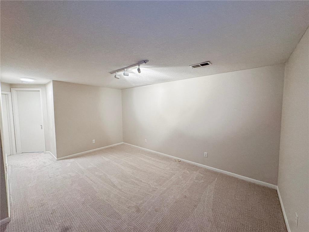 3101 Independence Avenue N New Hope MN 55427 6817556 image18