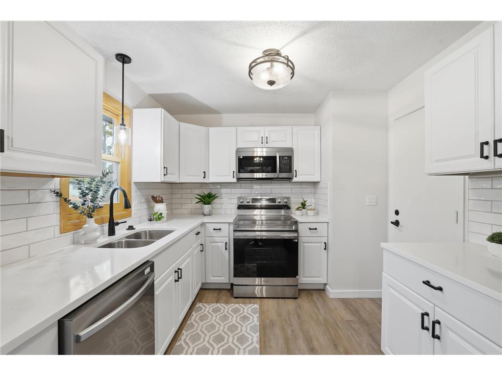 3101 McKnight Road N North Saint Paul MN 55109 6809373 image6