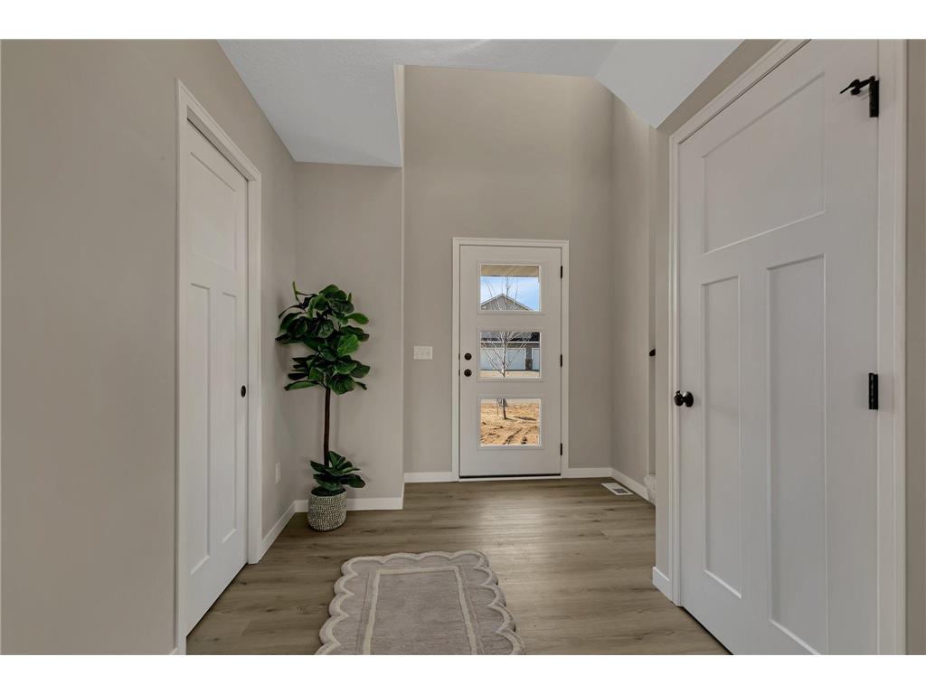 31014 Goldfinch Lane Rockville MN 56301 7036979 image3