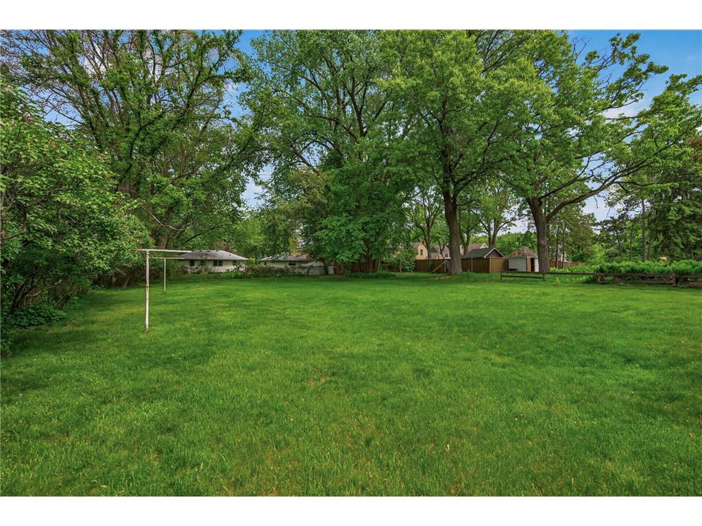 3104 Mildred Drive Roseville MN 55113 7074811 image26