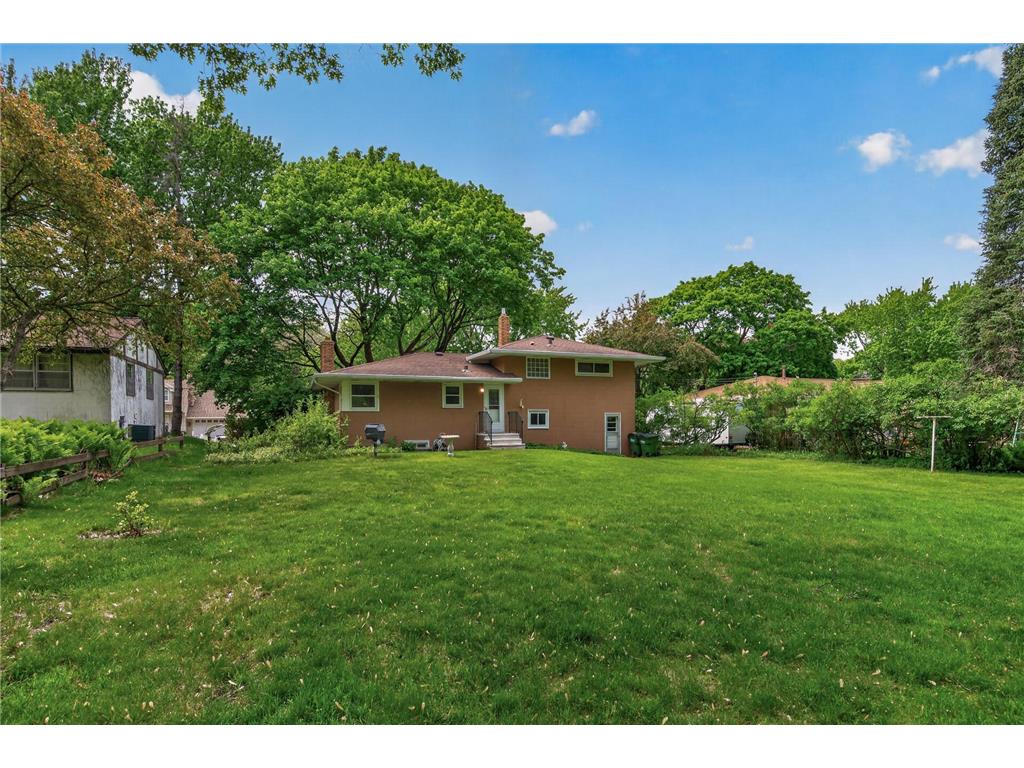 3104 Mildred Drive Roseville MN 55113 7074811 image28