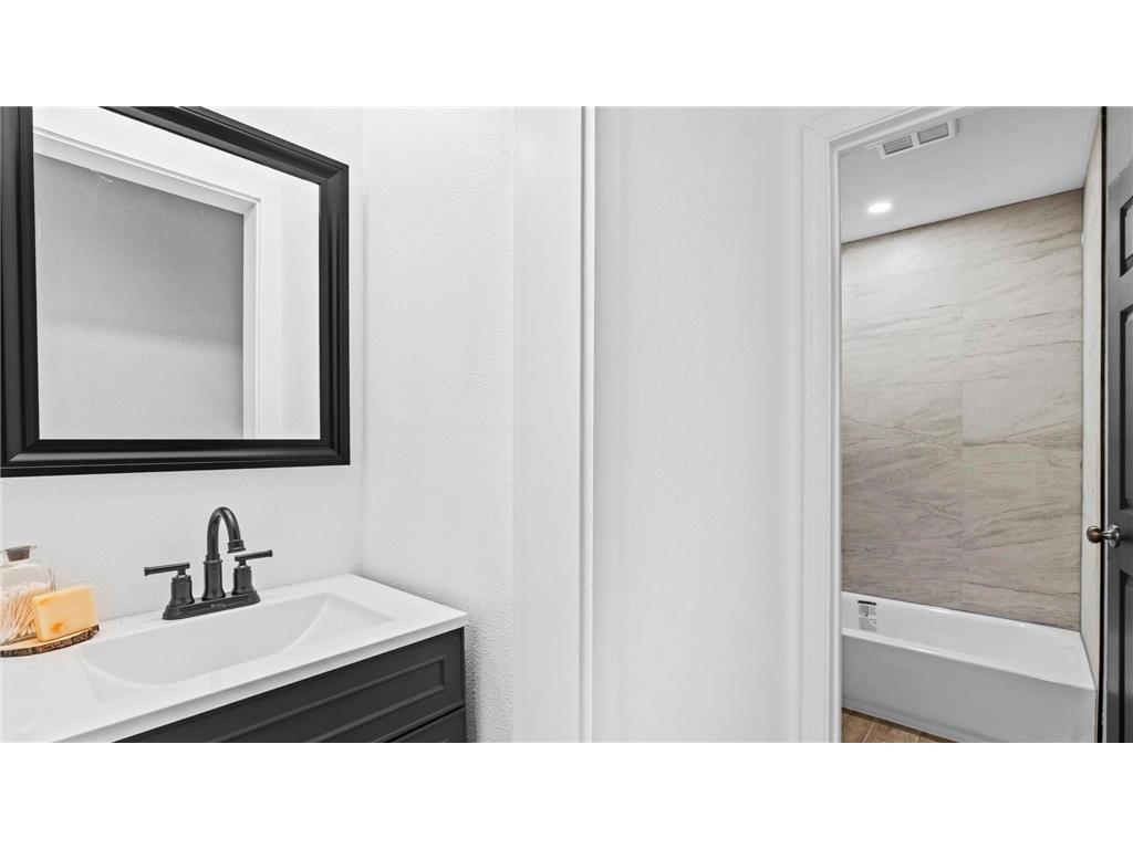 3104 Oliver Avenue N Minneapolis MN 55411 7080806 image15