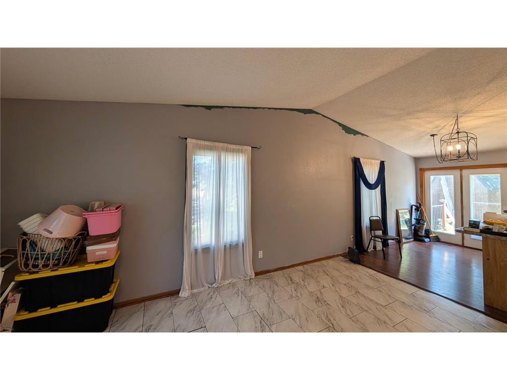 3105 3rd Avenue NW Willmar MN 56201 7111234 image12