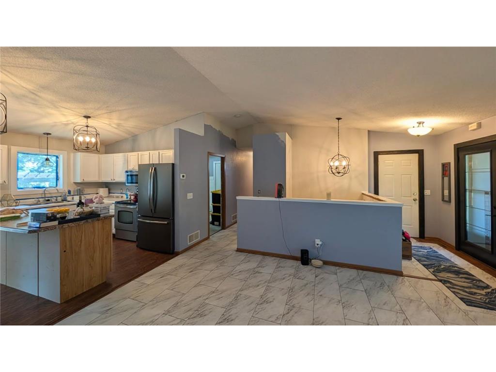 3105 3rd Avenue NW Willmar MN 56201 7111234 image13