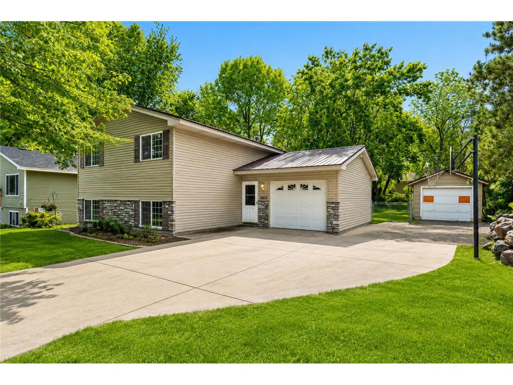 31050 Foster Avenue Stacy MN 55079 7083179 image1