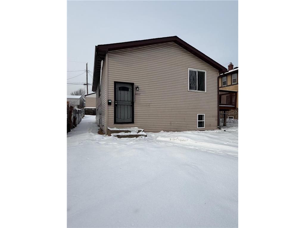 3107 Logan Avenue N Minneapolis MN 55411 7004901 image1