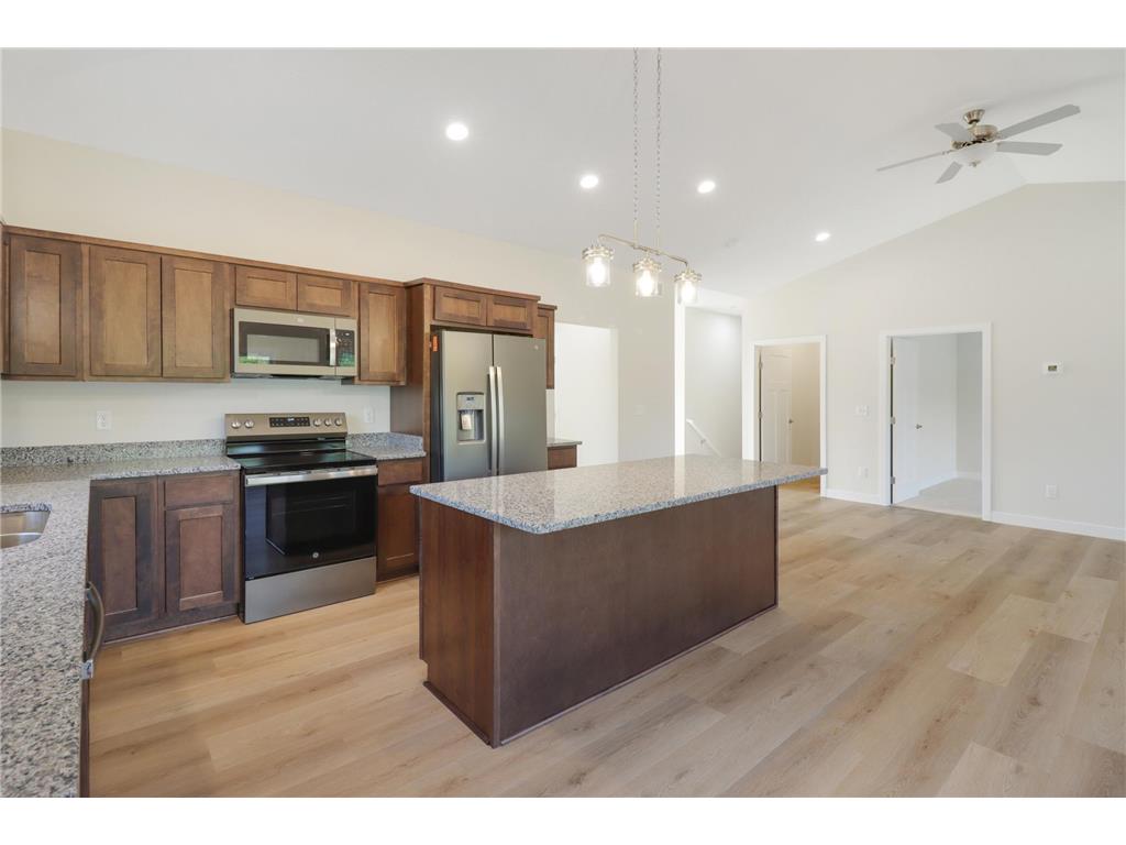 31079 Magnolia Ridge Way Lindstrom MN 55045 6821280 image8