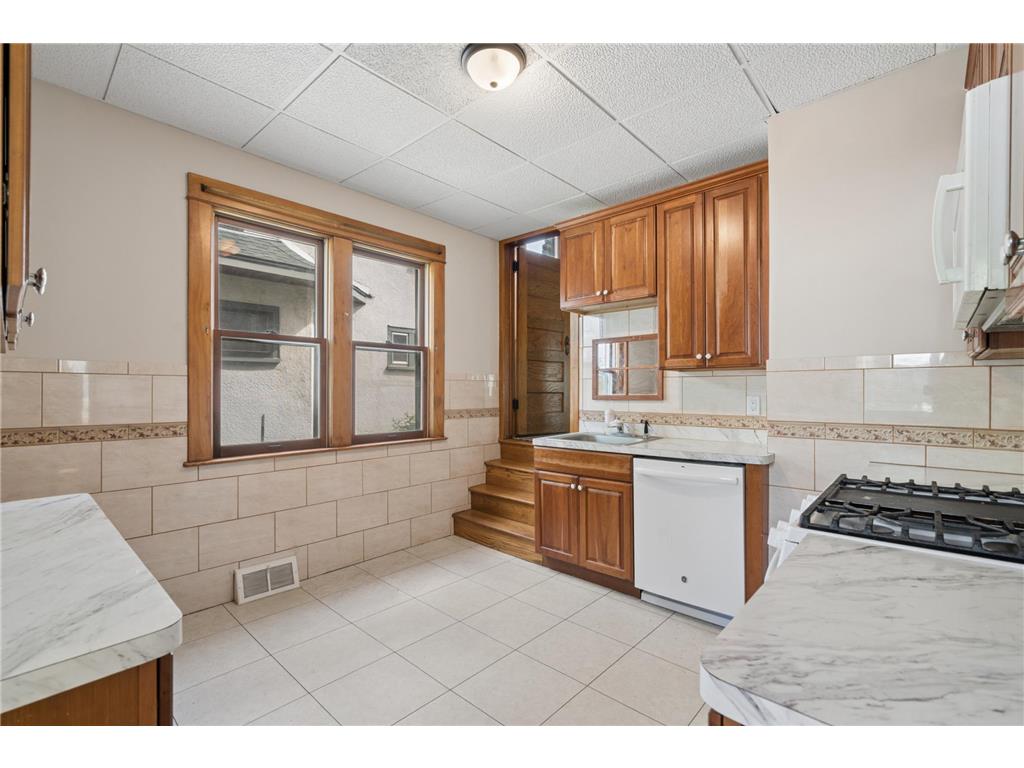 3108 10th Avenue S Minneapolis MN 55407 7078829 image12
