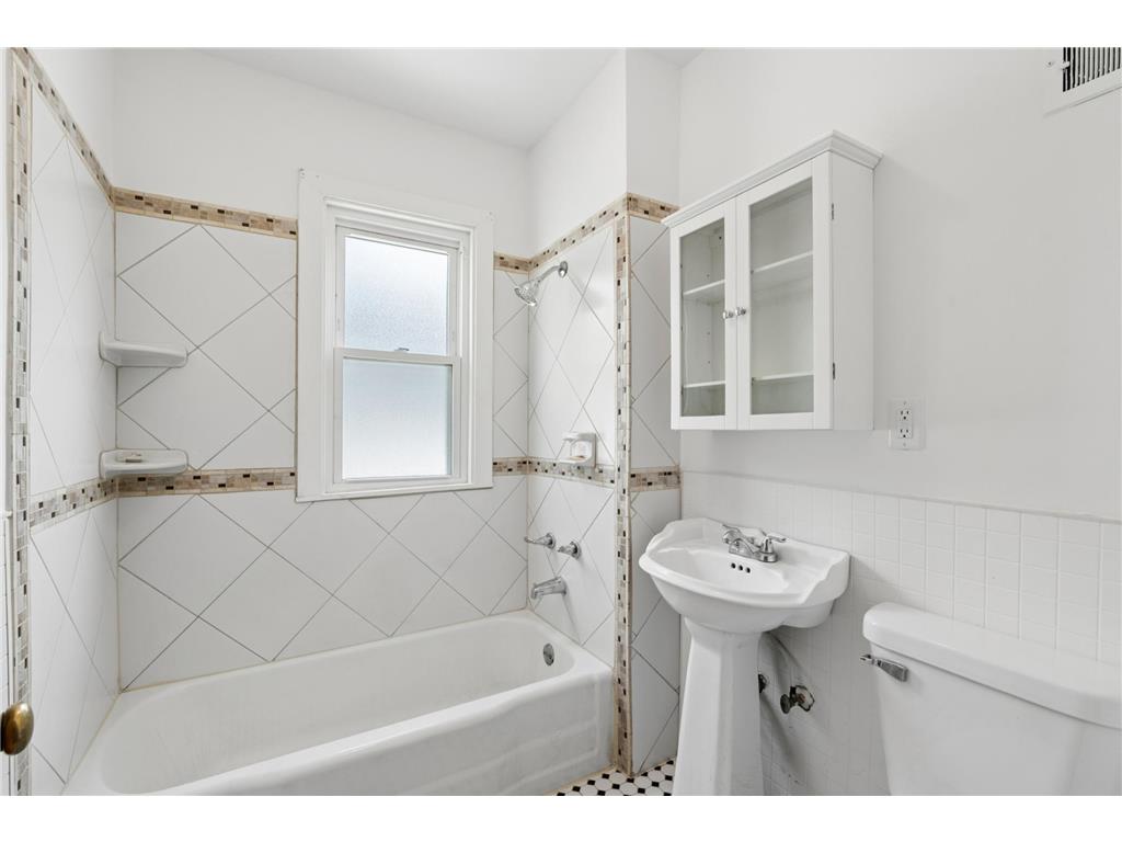 3108 10th Avenue S Minneapolis MN 55407 7078829 image14