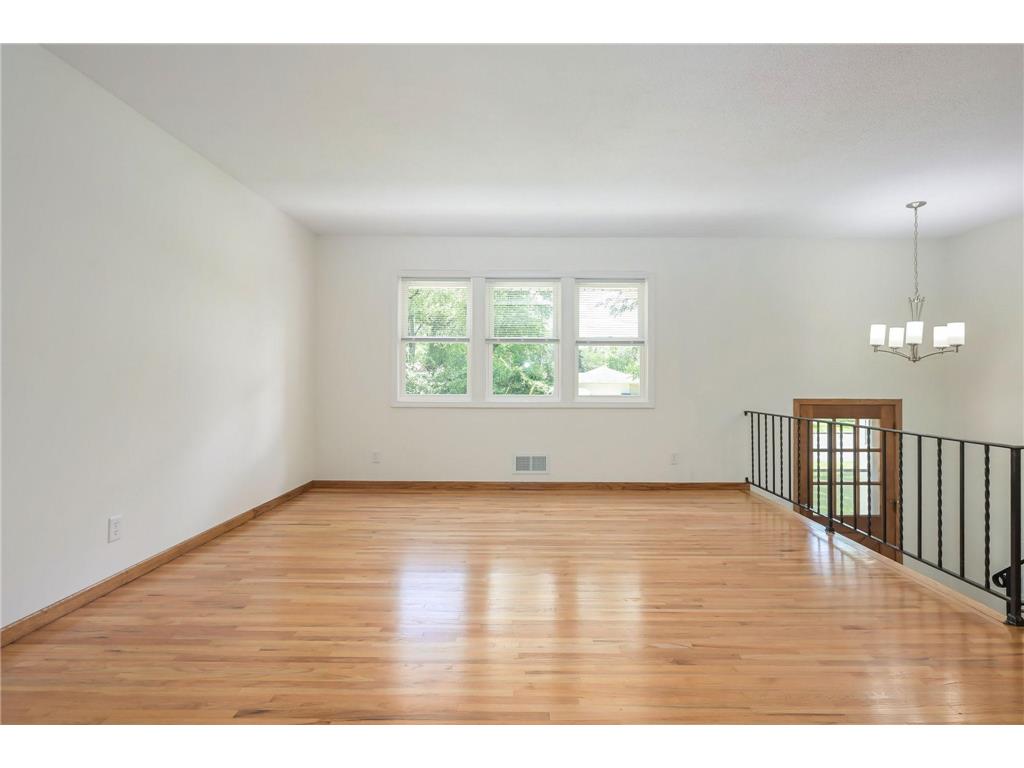 3108 W 108th Street Bloomington MN 55431 7096323 image8