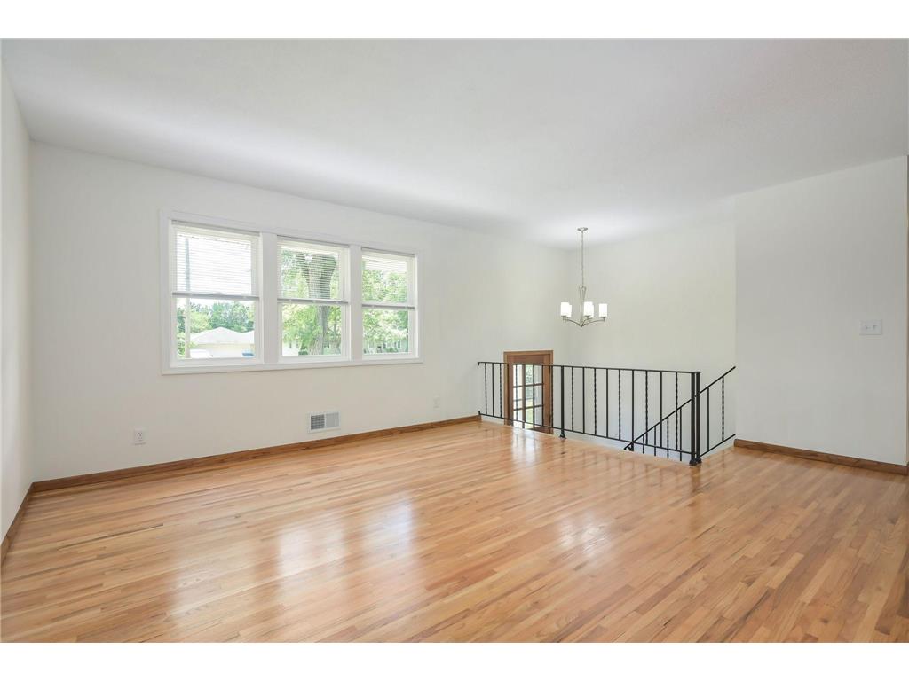 3108 W 108th Street Bloomington MN 55431 7096323 image9