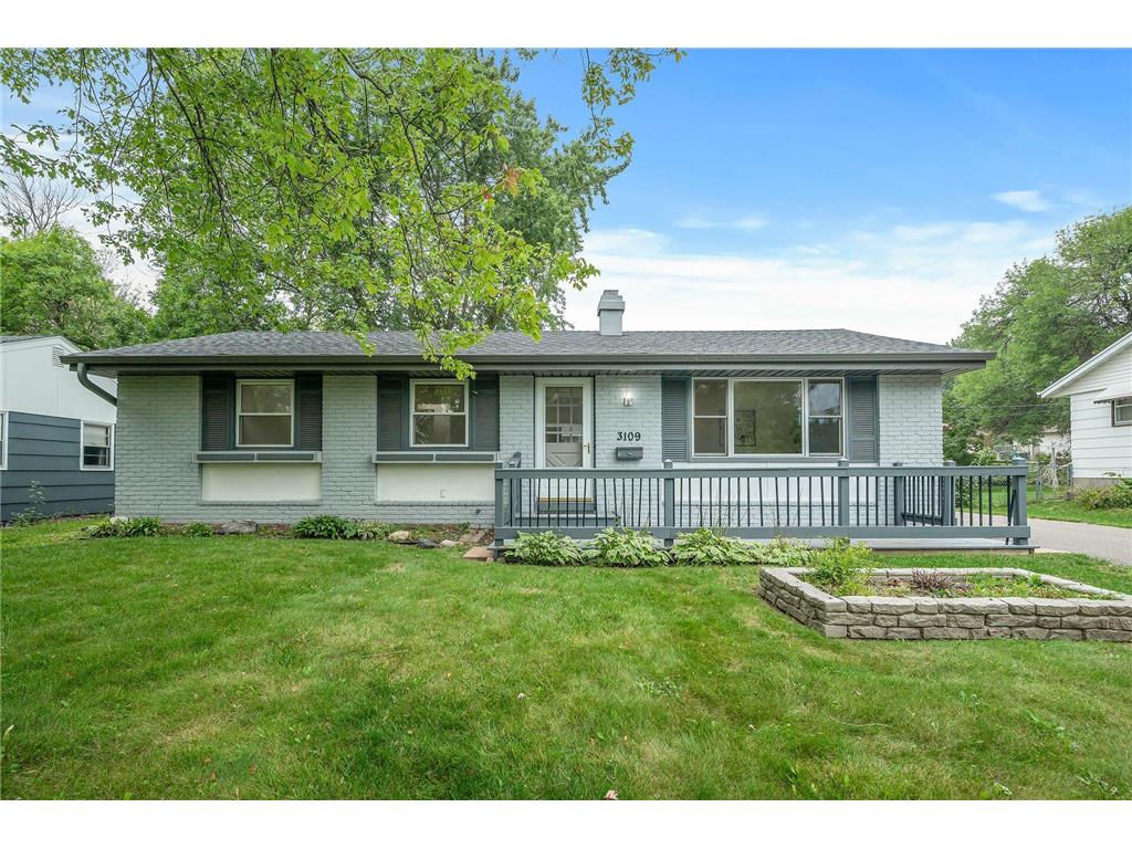 3109 Aquila Avenue N Crystal MN 55427 6447383 image1