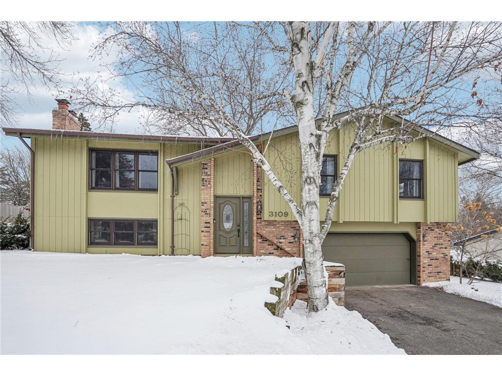 3109 Red Oak Circle N Burnsville MN 55337 7021457 image1