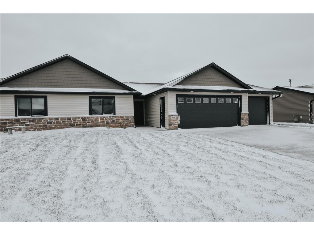 311 11th Street N Goodhue MN 55027 6758318 image1