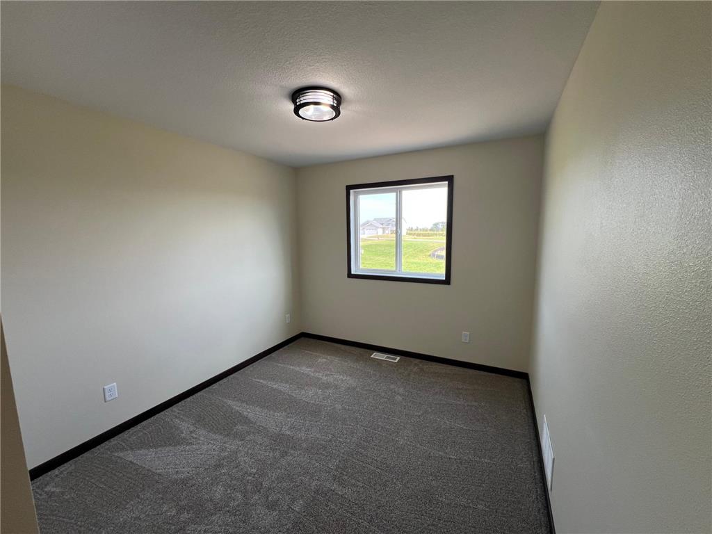 311 11th Street SE Freeport MN 56331 6790773 image14