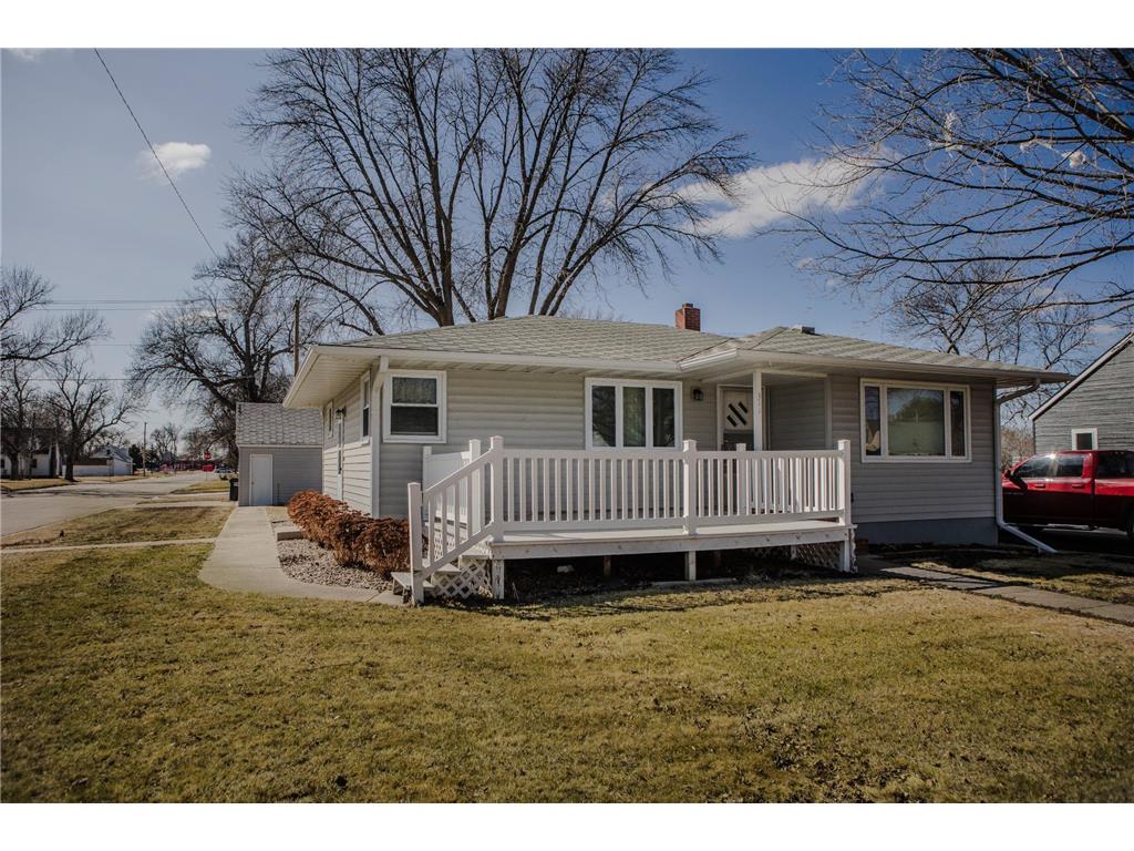 311 1st Street E Chokio MN 56221 6697085 image1