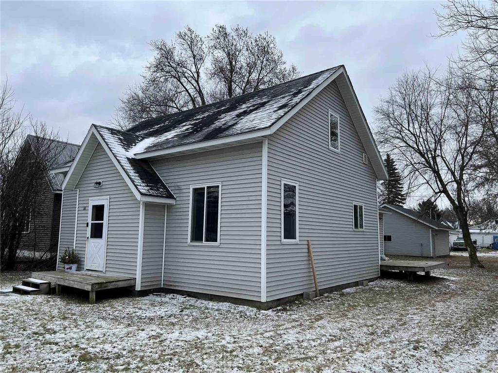 311 1st Street NW Sebeka MN 56477 6474596 image1