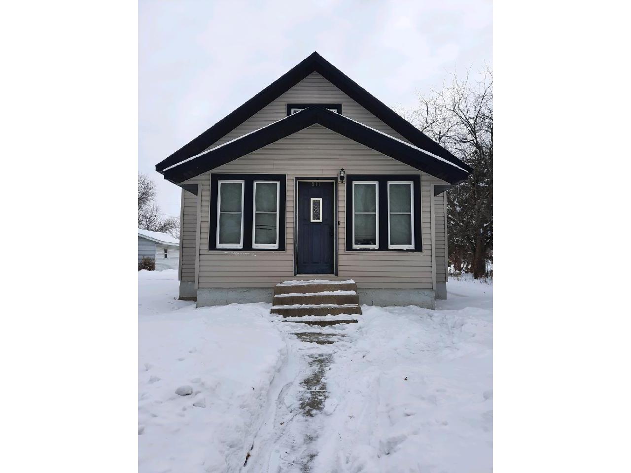 311 2nd Street W, Hector, MN 55342 MLS 5710811 Edina Realty