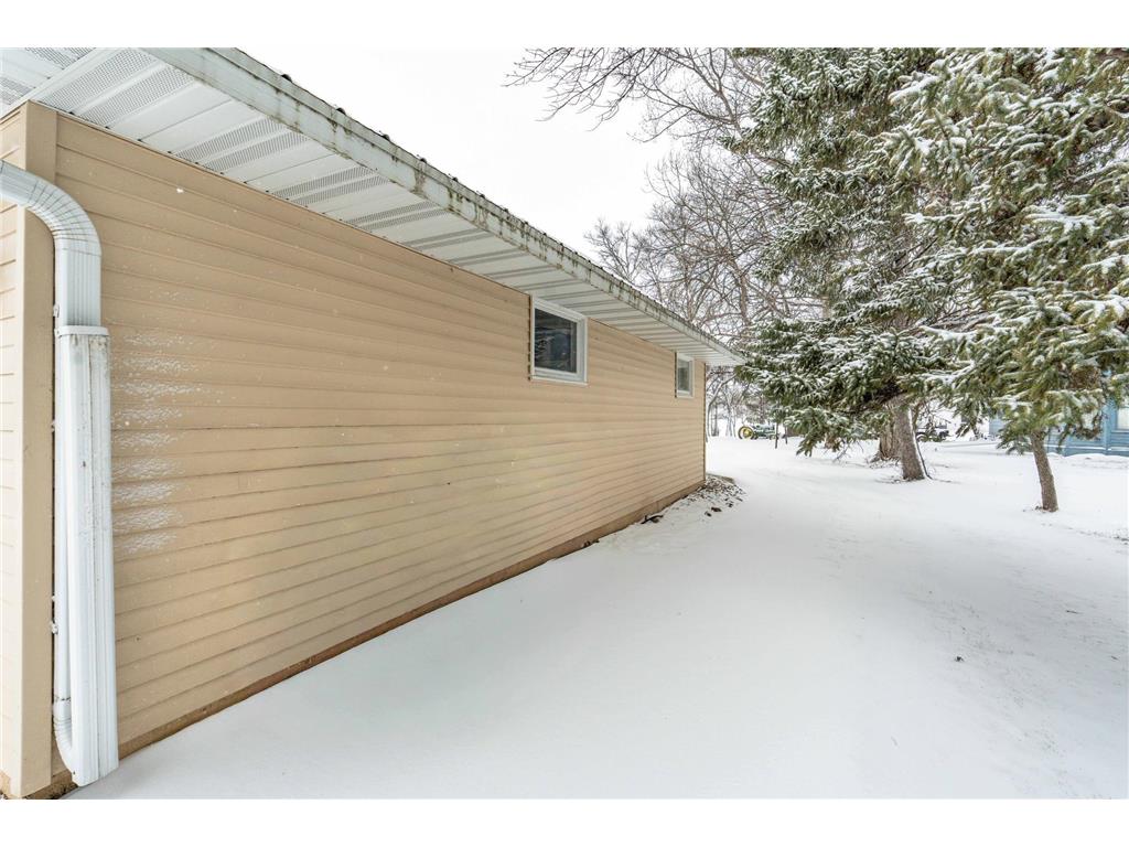 311 4th Avenue E Abercrombie ND 58001 7045261 image31