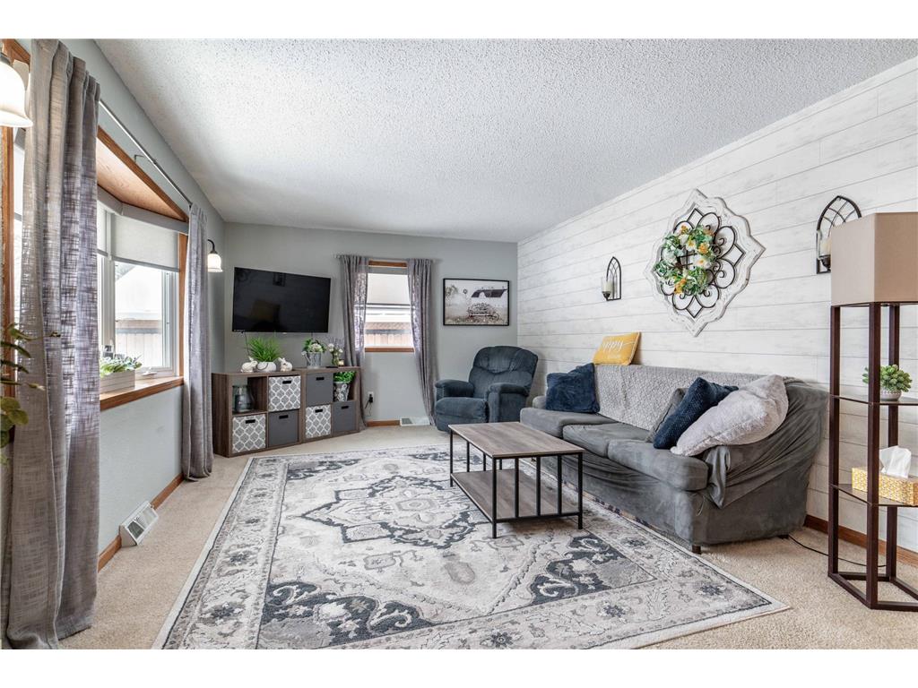 311 4th Avenue E Abercrombie ND 58001 7045261 image4