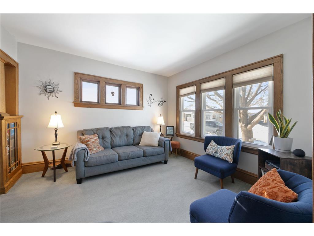 311 6th Avenue S South Saint Paul MN 55075 7005378 image4