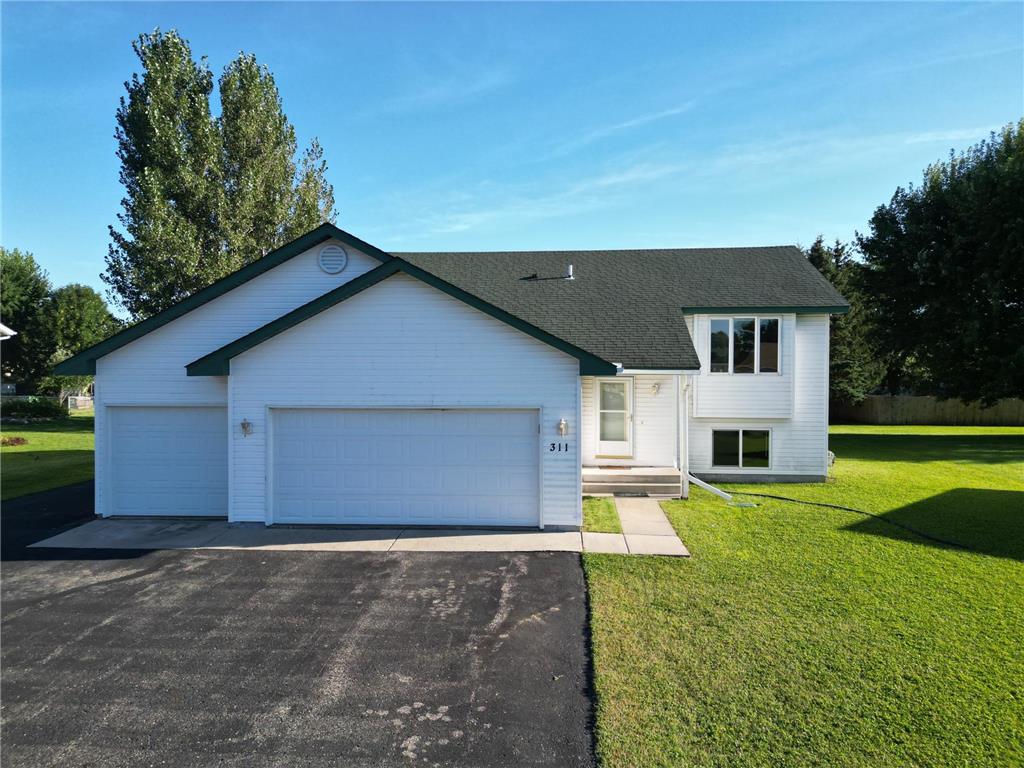 311 8th Street NW Maple Lake MN 55358 6597905 image1