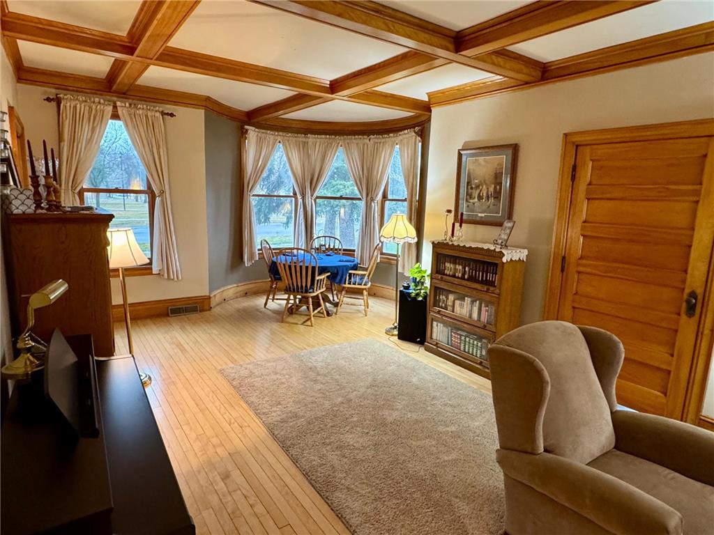 311 9th Street S Olivia MN 56277 7005322 image12