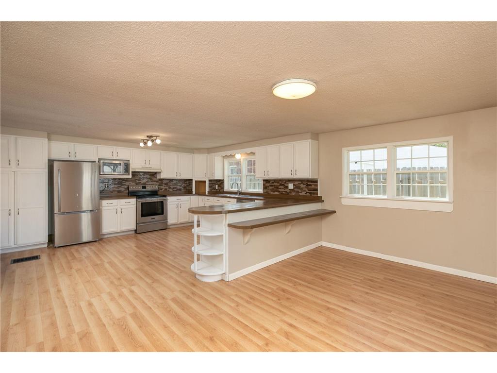 311 Center Avenue S Eyota MN 55934 7074160 image13