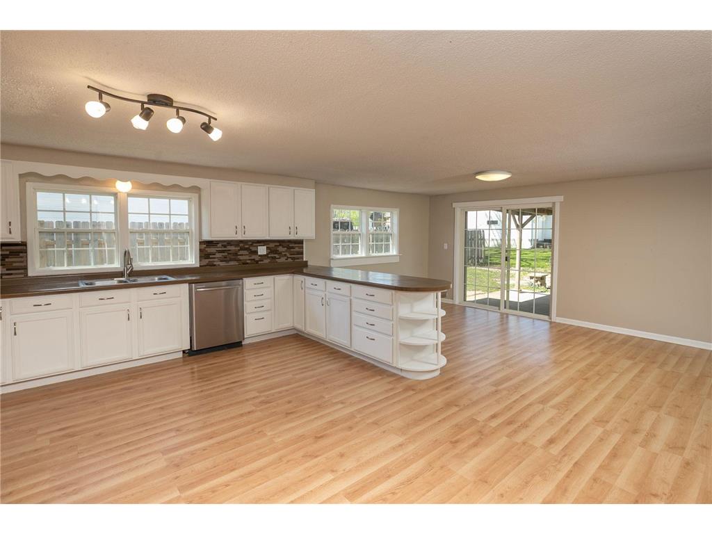 311 Center Avenue S Eyota MN 55934 7074160 image16