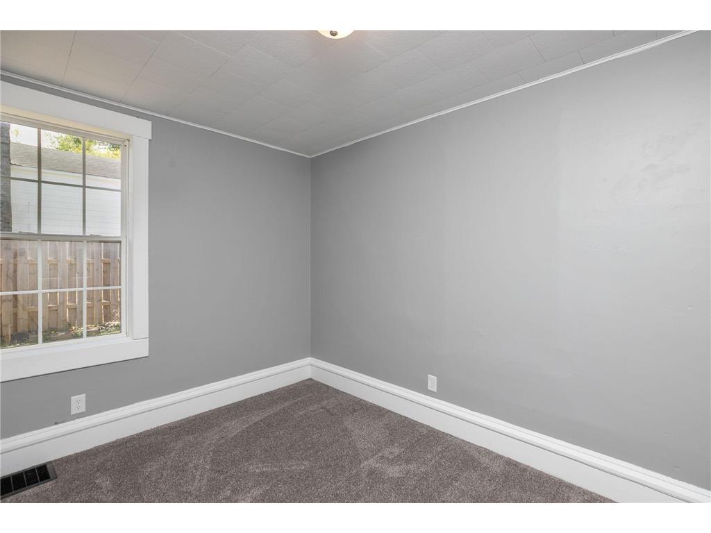 311 Center Avenue S Eyota MN 55934 7074160 image21