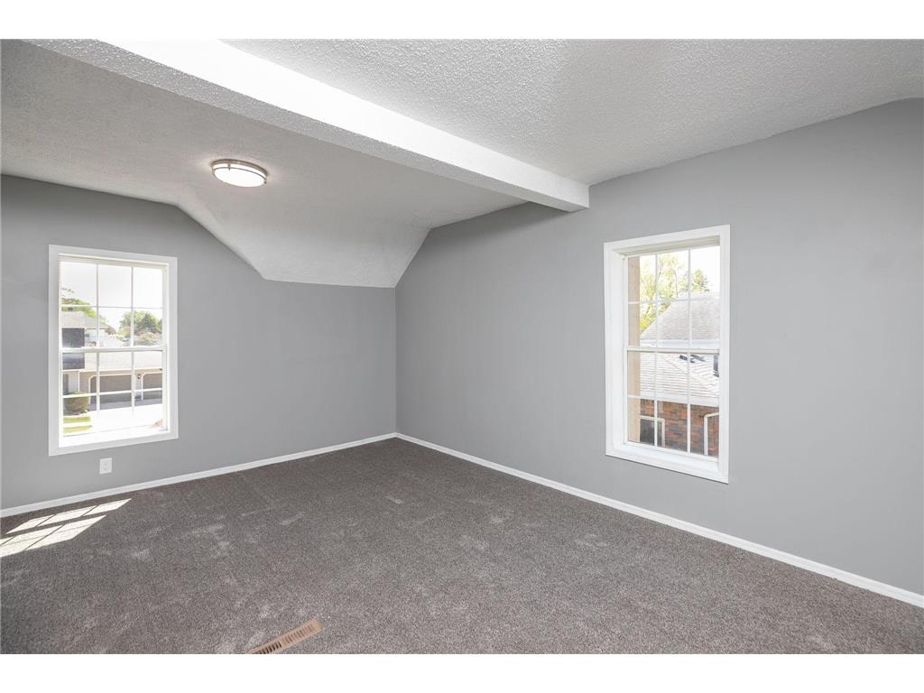 311 Center Avenue S Eyota MN 55934 7074160 image25