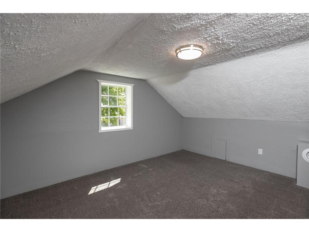 311 Center Avenue S Eyota MN 55934 7074160 image29