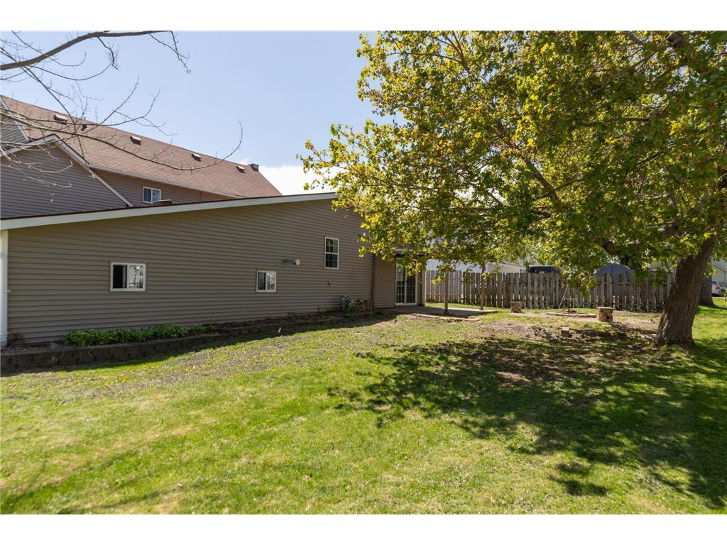 311 Center Avenue S Eyota MN 55934 7074160 image34