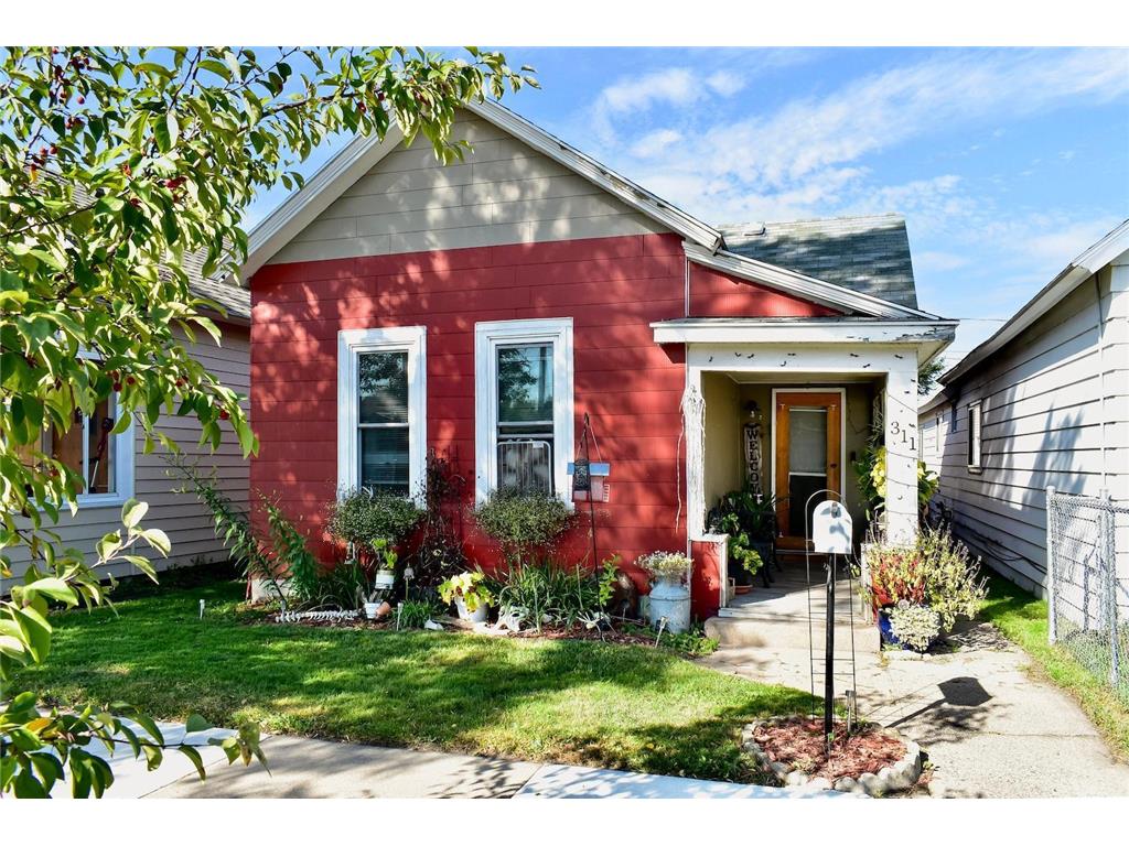 311 Chatfield Street Winona MN 55987 6800160 image1