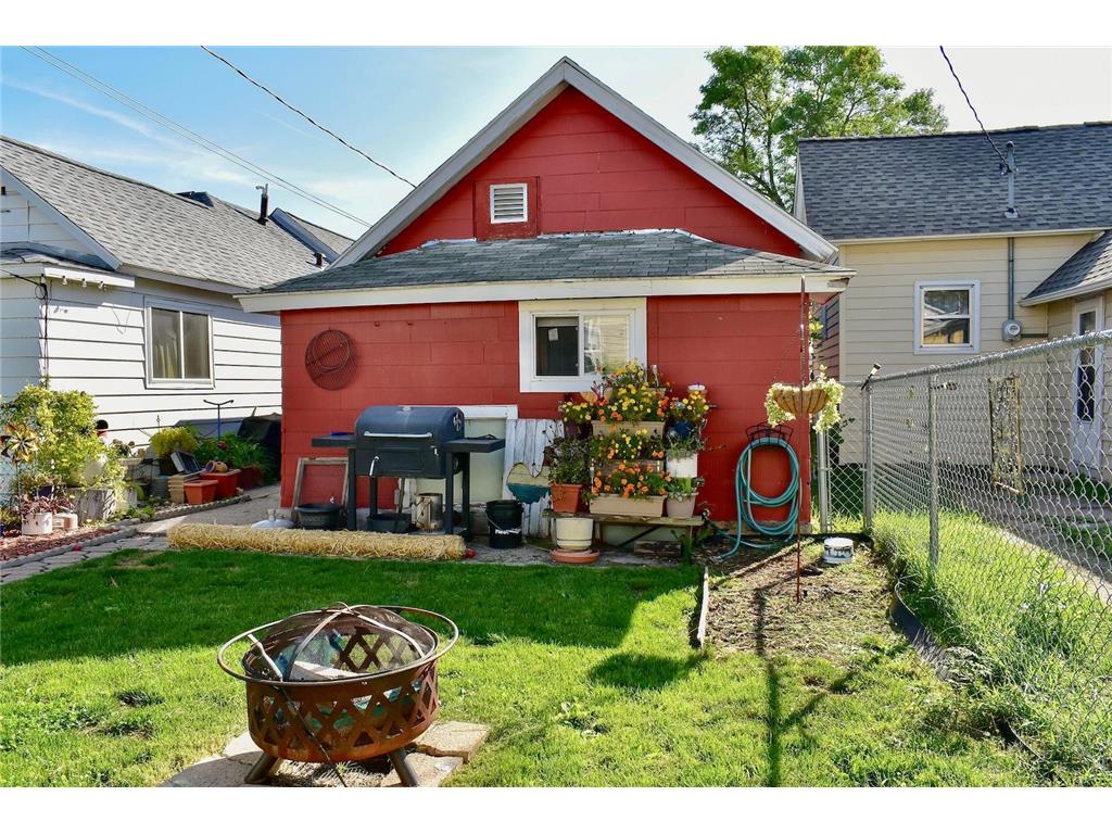 311 Chatfield Street Winona MN 55987 6800160 image20